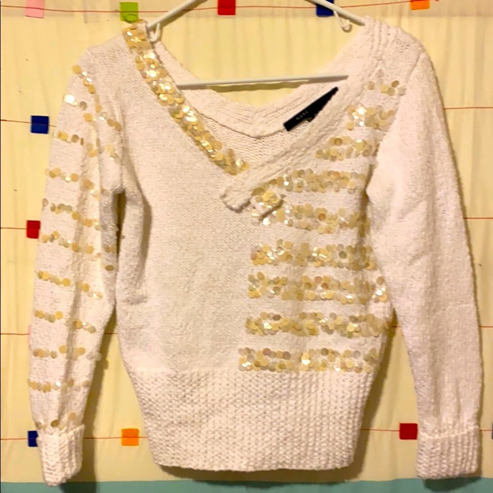 Marc Jacobs V neck pull on sweater